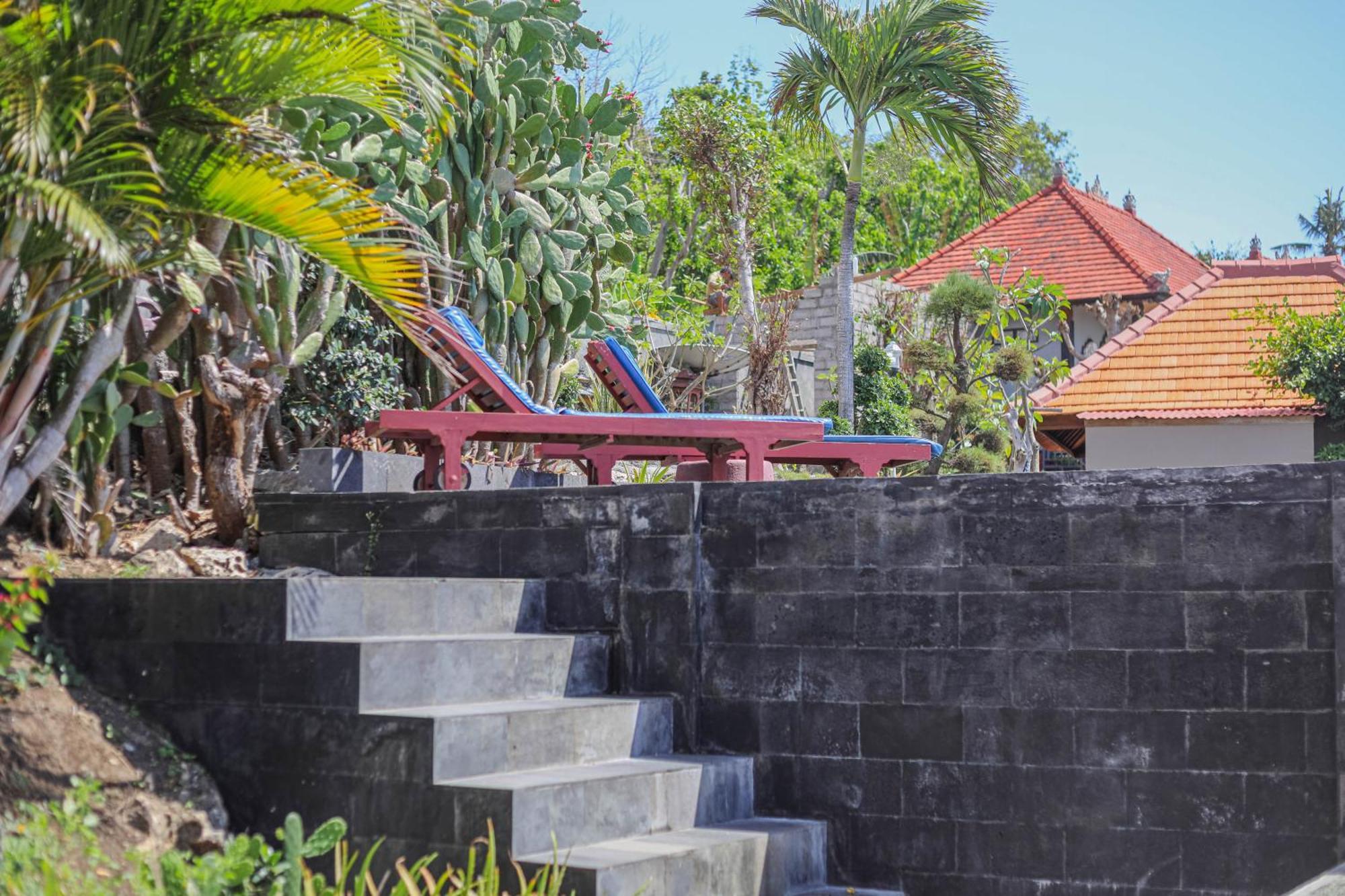 Manta Cottages With Sea View Batununggul Exterior foto